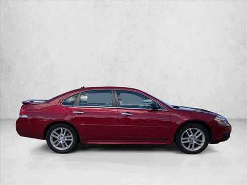 Used 2013 Chevrolet Impala LTZ FWD image 4