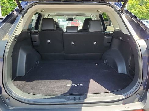 Used 2019 Toyota RAV4 Limited w/ Carpet Mat Package AWD/4WD image 29
