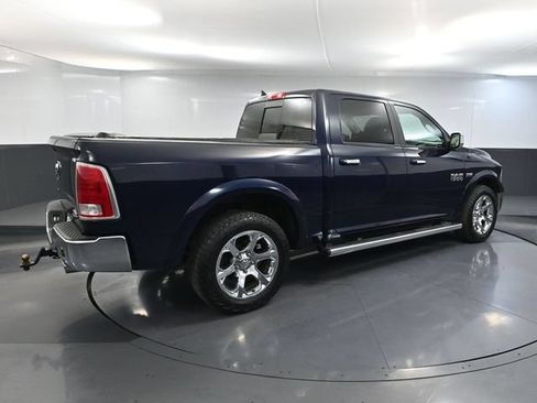 Used 2016 RAM 1500 Laramie w/ Convenience Group AWD/4WD image 4