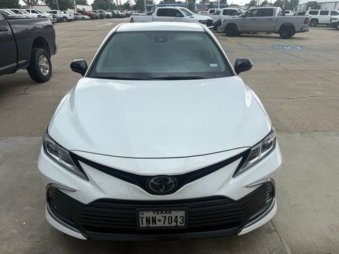 Used 2024 Toyota Camry LE FWD image 6