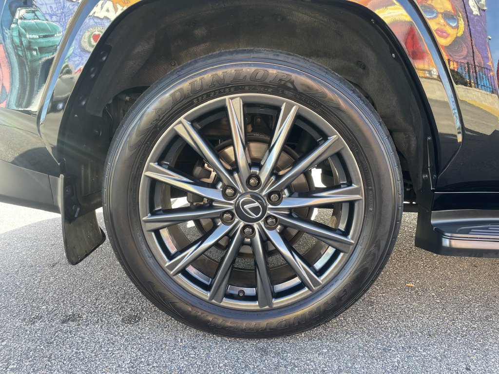Used 2024 Lexus LX 600 F Sport AWD/4WD image 12