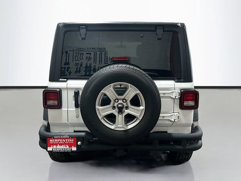 Used 2019 Jeep Wrangler Unlimited Sport S image 7