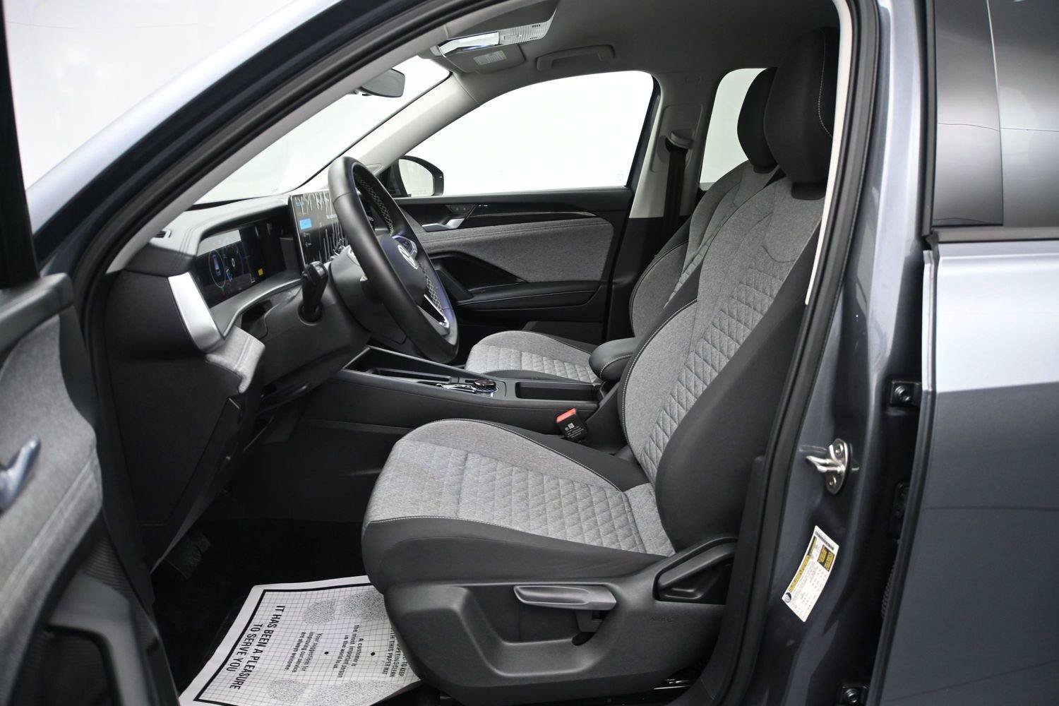 Used 2026 Volkswagen Tiguan S AWD/4WD image 7