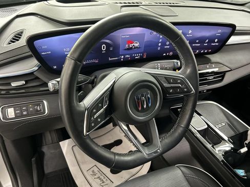 Certified 2025 Buick Enclave Sport Touring w/ Power Package AWD/4WD image 4