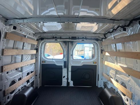 Used 2024 Ford Transit 250 Low Roof w/ Exterior Upgrade Package image 27