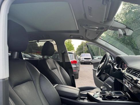 Used 2017 Audi Q7 3.0T Prestige image 31