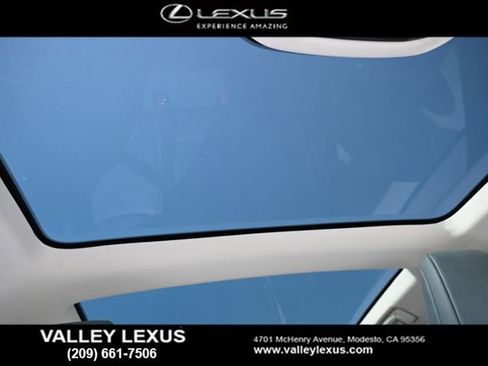 Used 2023 Lexus RZ 450e Premium w/ Technology Package image 7