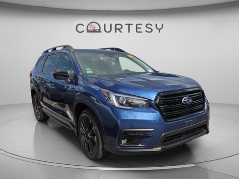 Used 2022 Subaru Ascent Onyx Edition AWD/4WD image 3