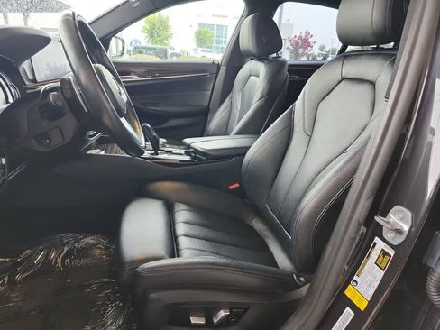 Used 2019 BMW 530i w/ M Sport Package RWD image 15