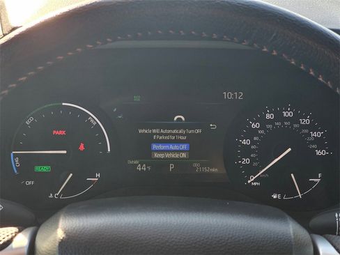 Used 2024 Toyota Sienna XSE image 22