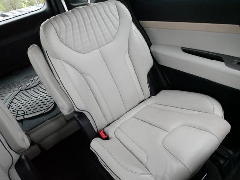 Used 2023 Hyundai Palisade Limited AWD/4WD image 15