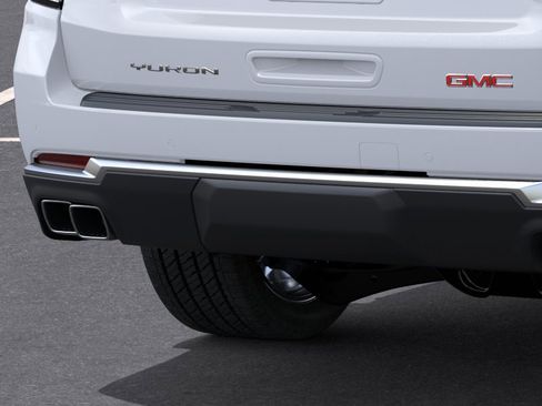 New 2026 GMC Yukon Denali AWD/4WD image 15
