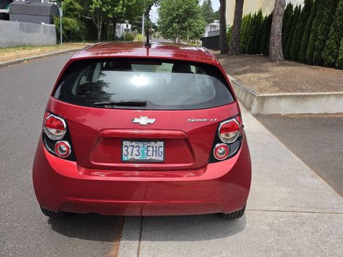 Used 2012 Chevrolet Sonic LT FWD image 7