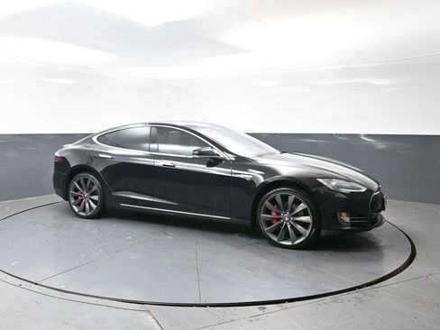 Used 2015 Tesla Model S P85D image 3