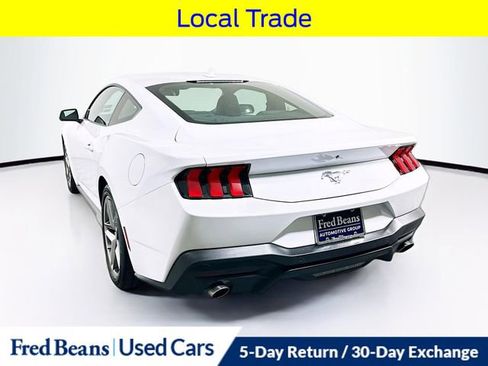 Used 2025 Ford Mustang Coupe RWD image 7