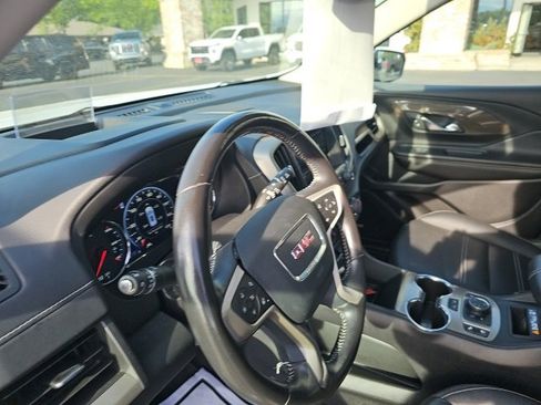 Used 2022 GMC Terrain Denali image 31
