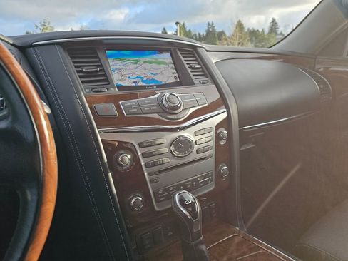 Used 2019 INFINITI QX80 Luxe w/ All-Season Package image 28