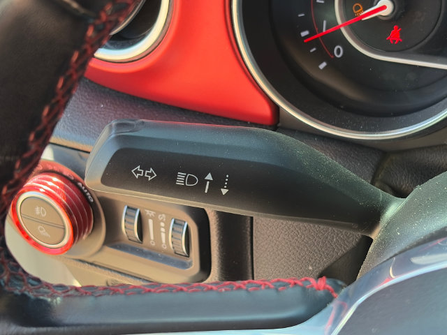 Used 2021 Jeep Gladiator Rubicon AWD/4WD image 22
