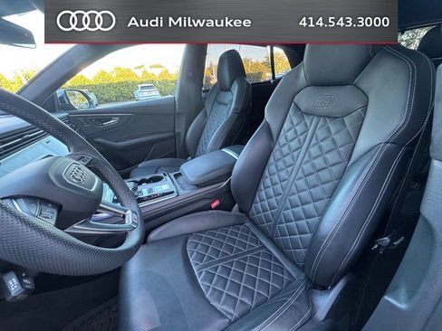 Used 2024 Audi SQ8 Prestige AWD/4WD image 10
