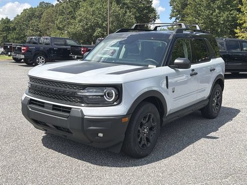 Used 2025 Ford Bronco Big Bend AWD/4WD image 3