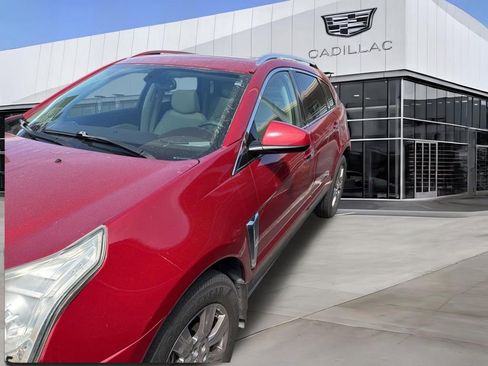 Used 2015 Cadillac SRX Luxury image 6