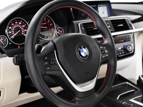 Used 2019 BMW 430i Coupe w/ Convenience Package RWD image 22