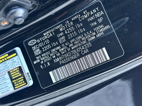 Used 2011 Hyundai Genesis 2.0T RWD image 47