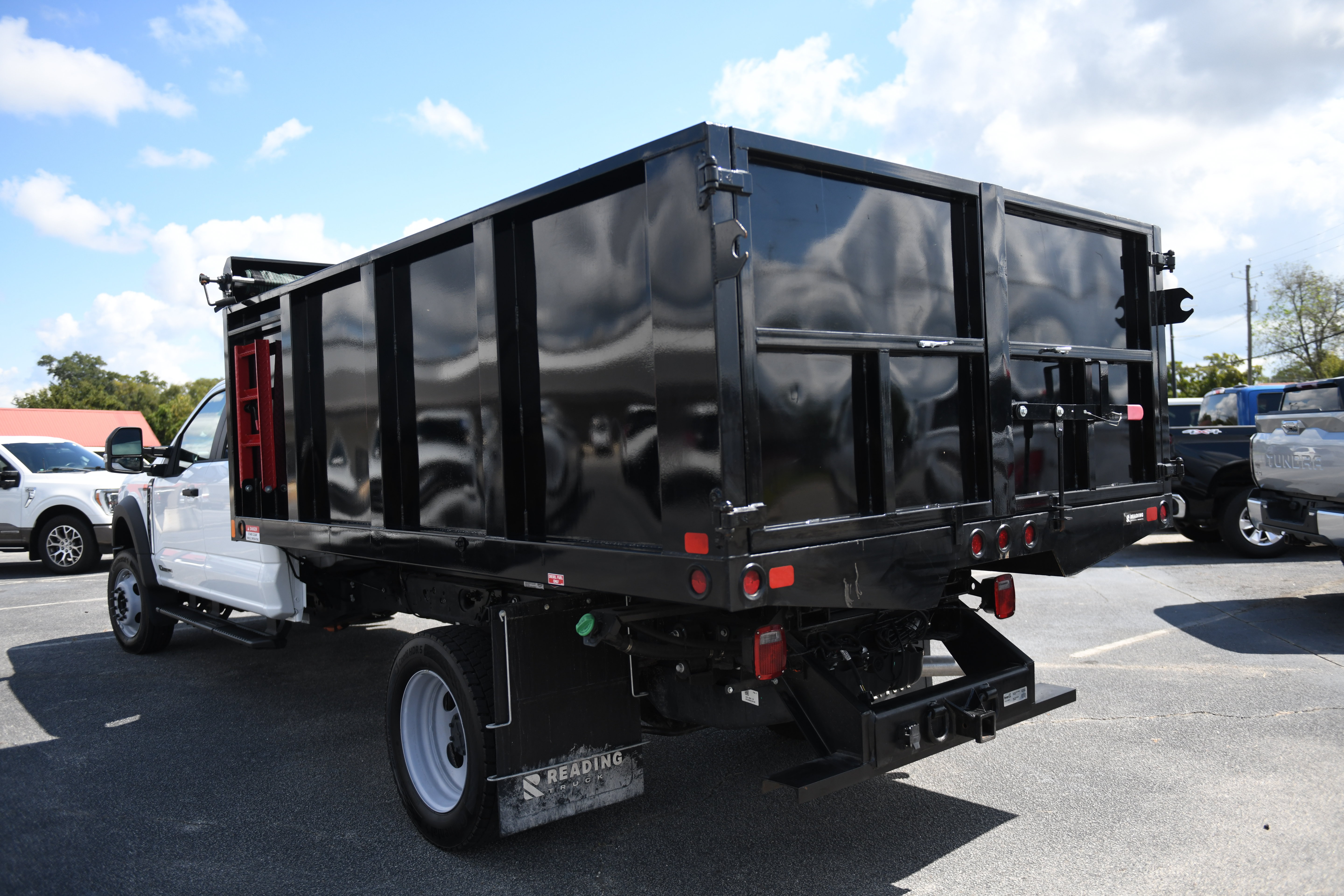 Used 2026 Ford F550 4x4 Crew Cab image 9