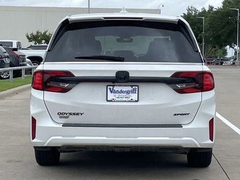 Certified 2025 Honda Odyssey Sport-L image 5
