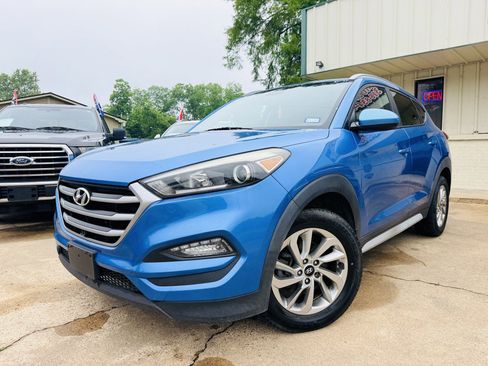 Used 2017 Hyundai Tucson SE FWD image 1