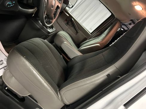Used 2025 GMC Savana 2500 w/ Driver Convenience Package RWD image 11