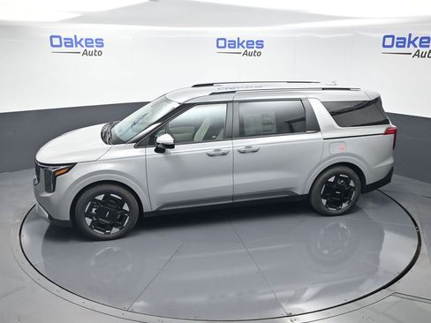 New 2026 Kia Carnival EX FWD image 51