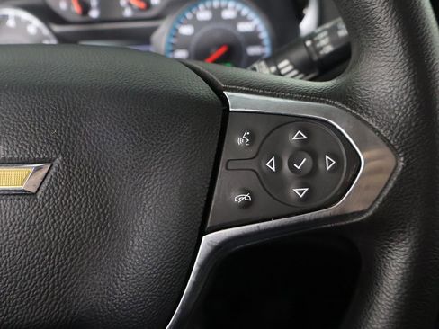 Used 2019 Chevrolet Traverse LS image 33