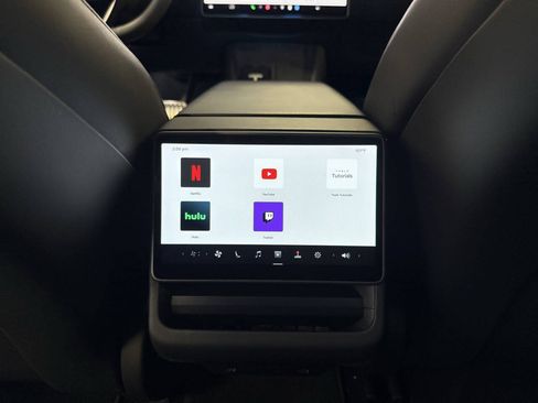 Used 2024 Tesla Model 3 Performance AWD/4WD image 24