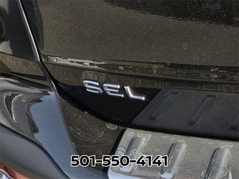 Used 2024 Volkswagen Taos SEL image 9