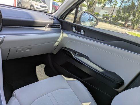 Certified 2022 Kia K5 LXS FWD image 13