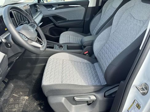 New 2026 Volkswagen Tiguan S AWD/4WD image 12