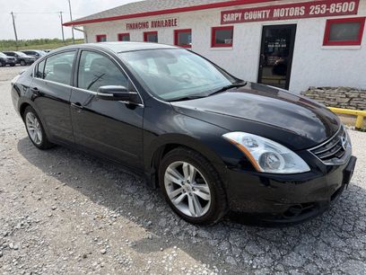 Used 2011 Nissan Altima 3.5 SR w/ 3.5SR Premium Pkg