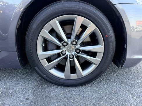 Used 2015 Lexus LS 460 AWD w/ Comfort Package image 9