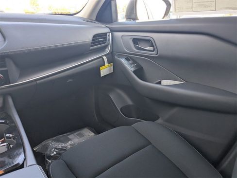 New 2026 Nissan Rogue S image 16