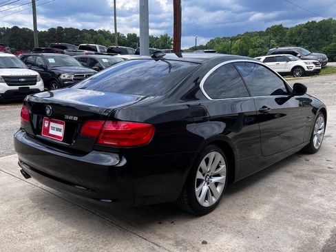 Used 2011 BMW 328i xDrive Coupe AWD/4WD image 6