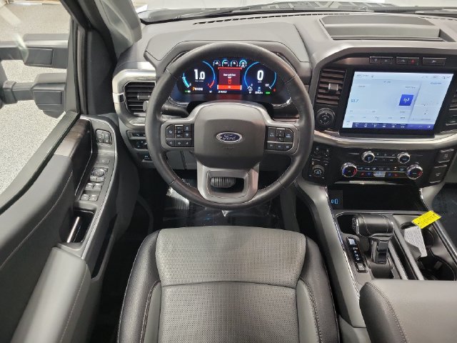 Used 2022 Ford F150 Lariat w/ Max Trailer Tow Package AWD/4WD image 16