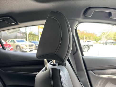 New 2026 MAZDA MAZDA3 2.5 S Hatchback w/ Premium Pkg FWD image 20