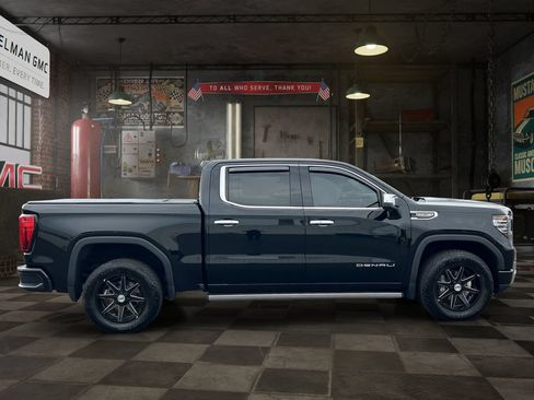Used 2022 GMC Sierra 1500 Denali AWD/4WD image 8