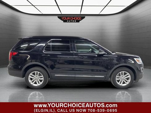 Used 2017 Ford Explorer XLT FWD image 6