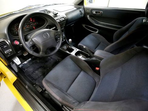 Used 2001 Acura Integra Type R FWD image 6
