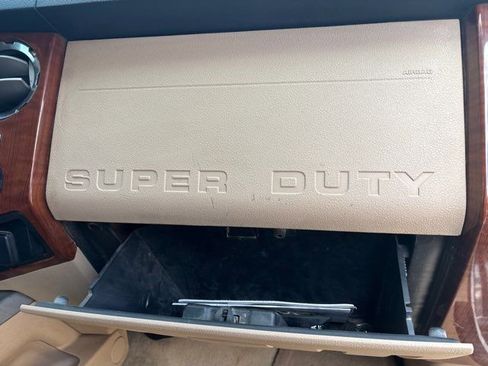 Used 2015 Ford F250 King Ranch w/ FX4 Off-Road Package image 67