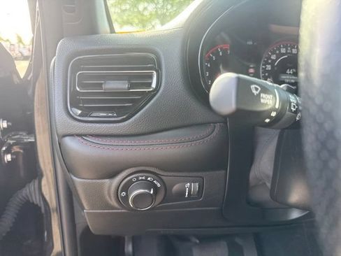 Used 2024 Dodge Durango GT AWD/4WD image 15