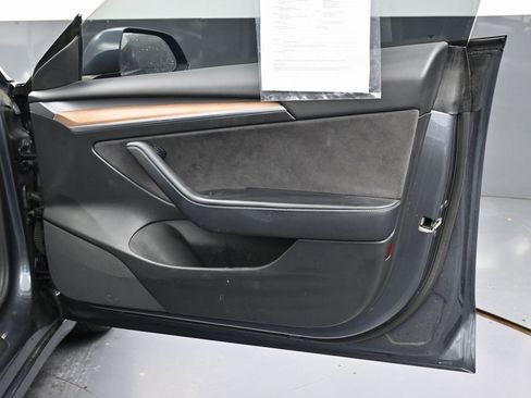 Used 2022 Tesla Model 3 Long Range image 40