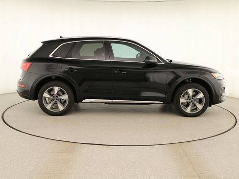 Certified 2023 Audi Q5 Premium Plus AWD/4WD image 8